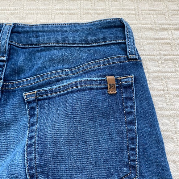 Joe's Jeans mid-rise blue jeans. - Picture 7 of 10